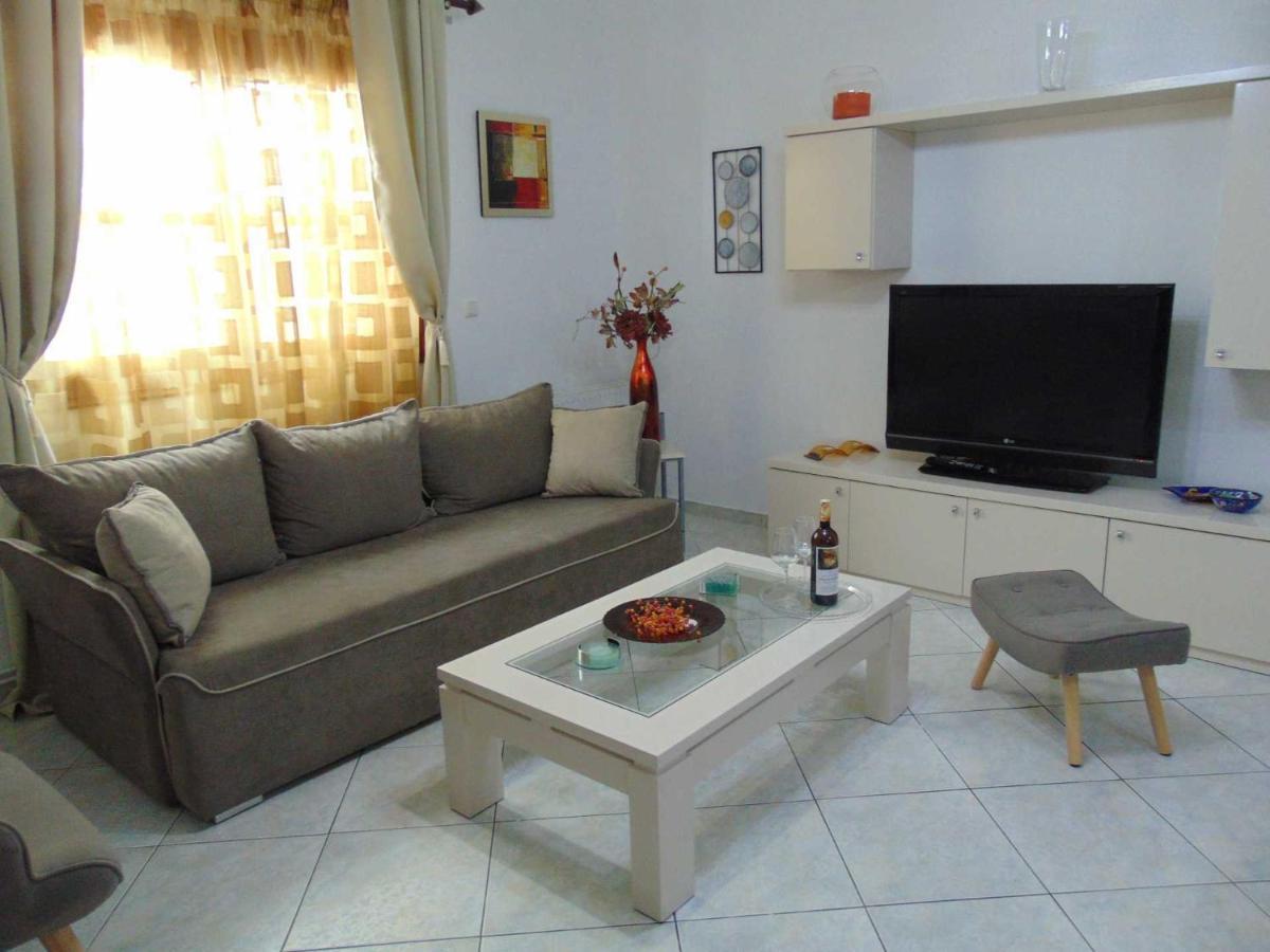Eleni's Place Apartment